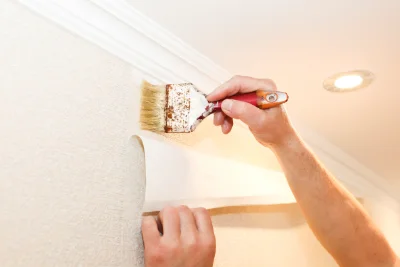 Pose de papier peint à Saint-Hérent — revêtements muraux et toiles de verre